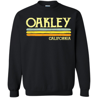 Vintage Oakley California CA Shirt G180 Gildan Crewneck Pullover Sweatshirt  8 oz.